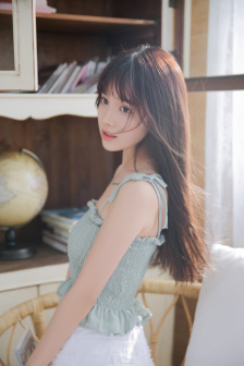 在线美女视频